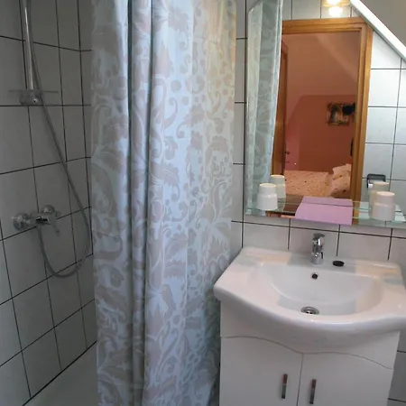 Hevizquelle By Interhome * Хевиз
